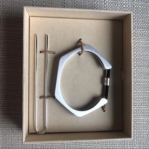 Silver Chloe and Isabel bun cuff